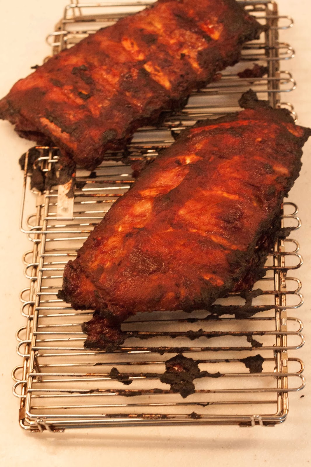 Simply Cooked Pork Ribs with Tomato Marinade