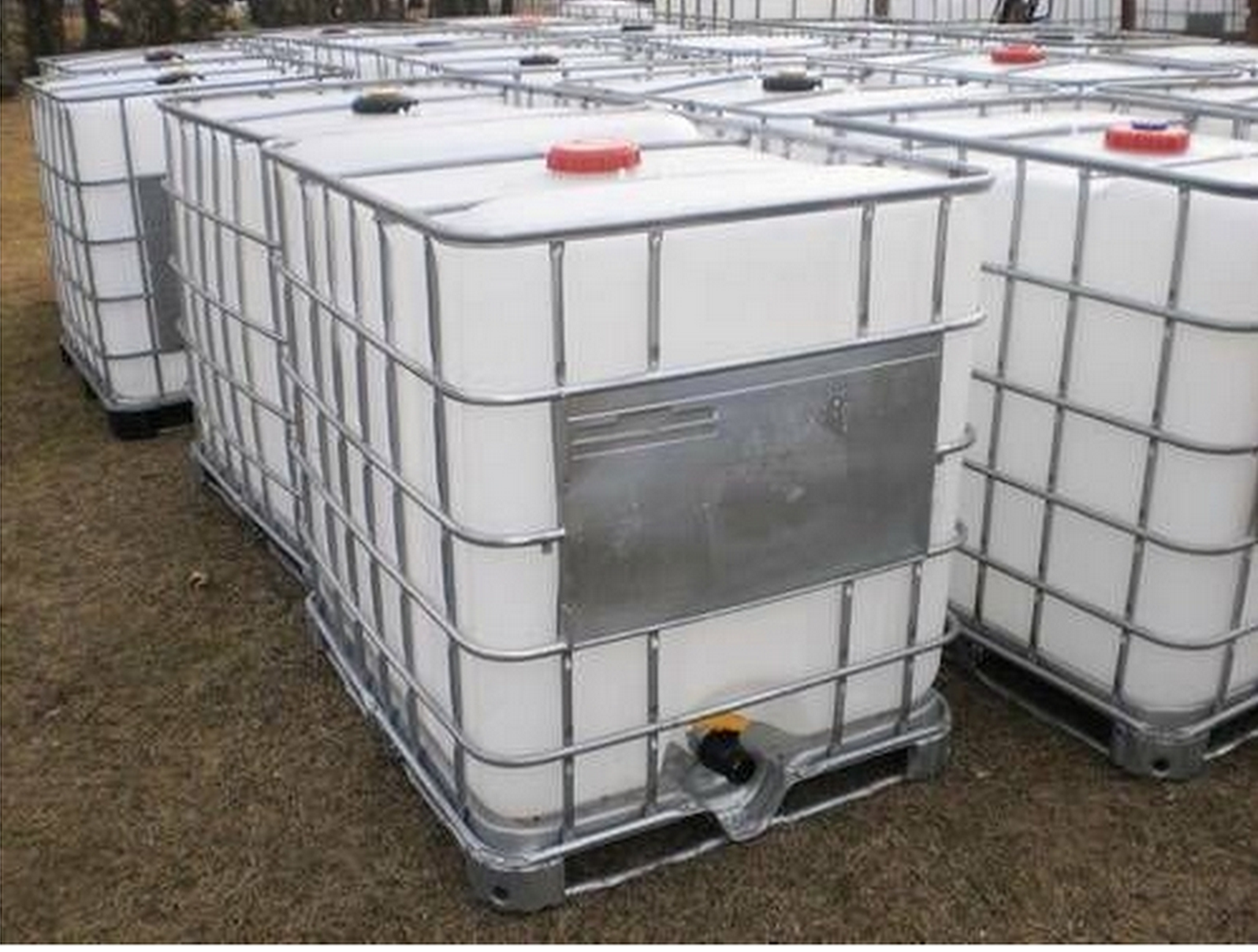 RESIDENTIAL WATER CONSERVATION SYSTEMS Rainwater Storage IBC Totes