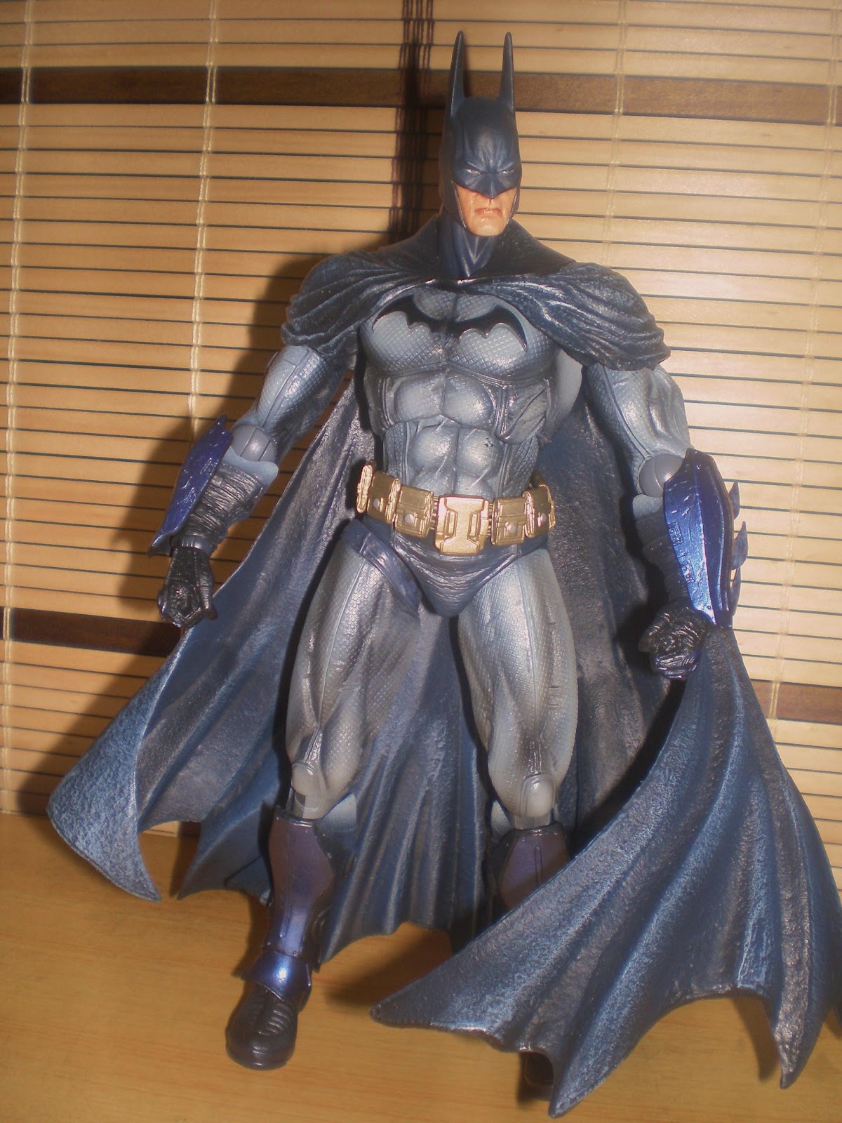 play arts kai batman arkham asylum