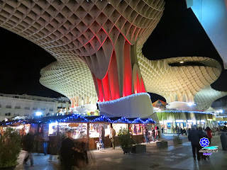 Sevilla - Alumbrado navideño 2014 - Plaza de la Encarnación