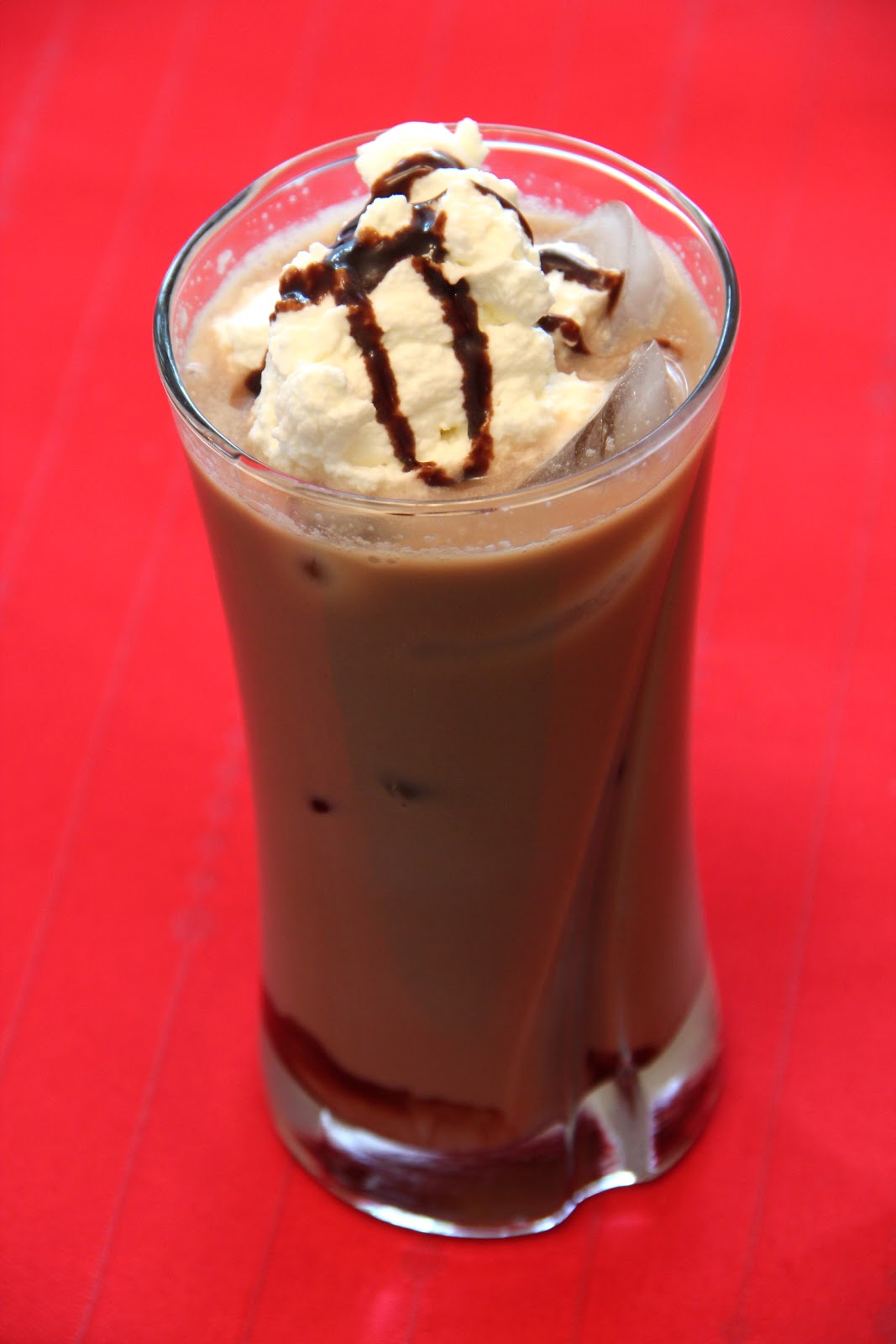 the life of a wife Homemade Iced Mochas