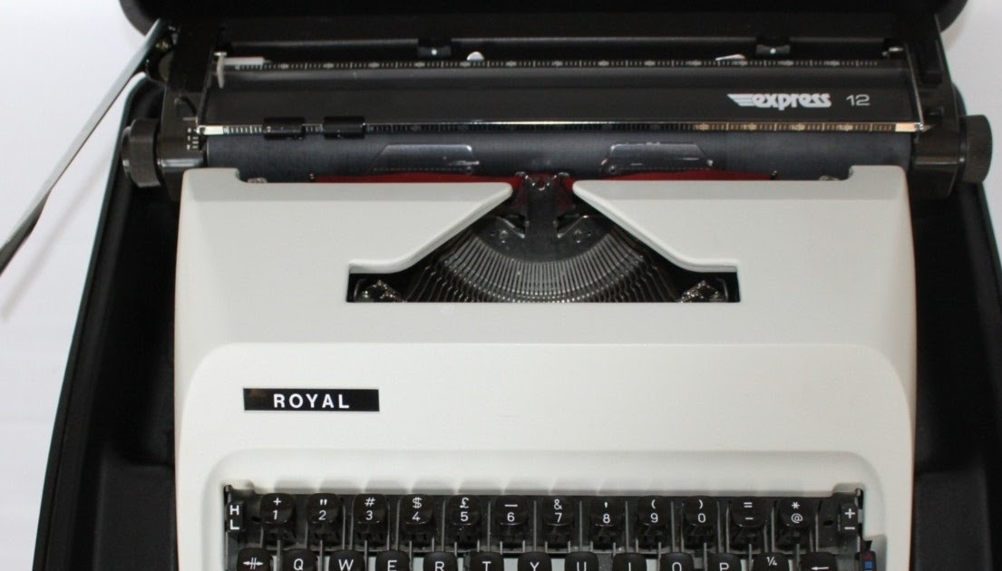 oz.Typewriter Spot the Difference The Adler Royal Typewriter