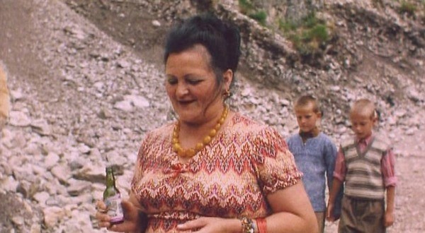 lepa sela lepo gore zastava lepa sela lepo gore zastava