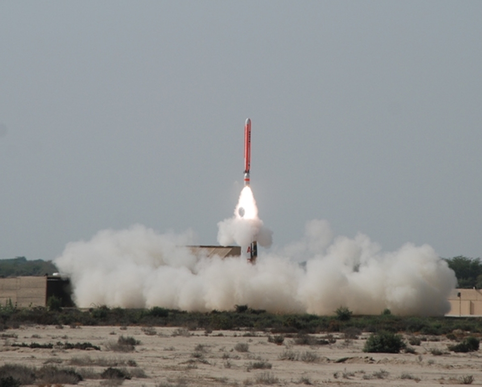 Paquistão testa novamente míssil com capacidade nuclear