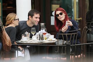 Ashley Greene having lunch with friends