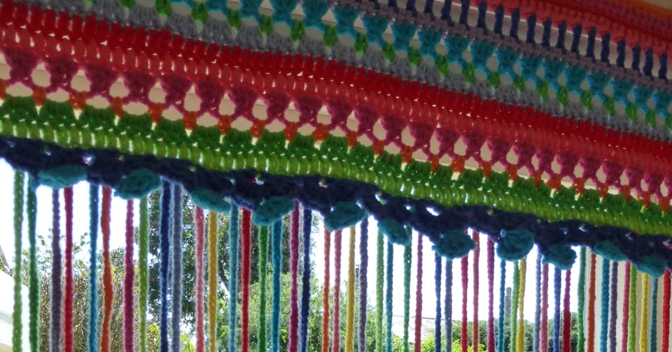 Mrs Thomasina Tittlemouse Crochet Fly Curtain