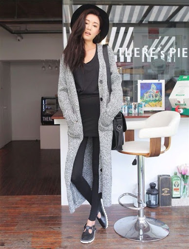 Gaya fashion wanita korea desain casual elegan terbaru 2017/2018 Gaya fashion wanita korea desain casual elegan terbaru 2017/2018