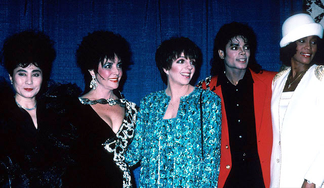 Yoko-Ono,-Elizabeth-Taylor,-Liza-Minnelli,-Michael-Jackson-and-Whitney-Houston-1988.jpg