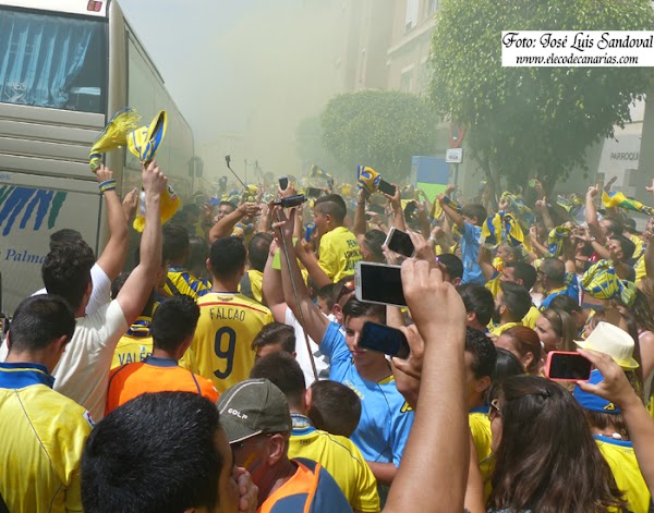 Euforia pre-partido Las Palmas - Zaragoza Euforia pre-partido Las Palmas - Zaragoza