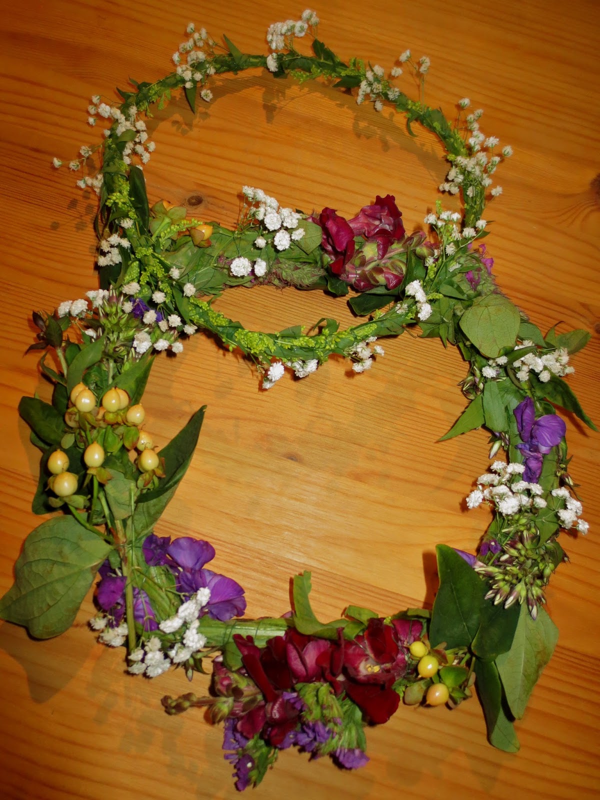 Queen of Swedish flower crowns