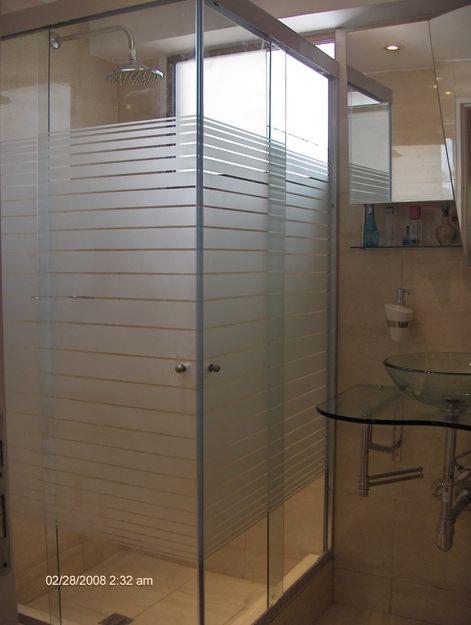 COMDECORA: PUERTA DE DUCHA EN VIDRIO