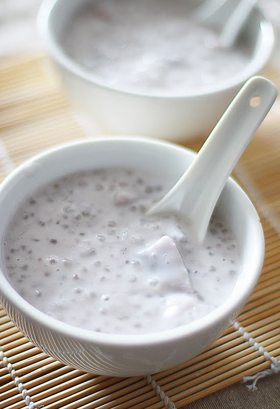 Sago dessert with Taro/Wu Tao Sai Mai Lo/芋頭西米露
