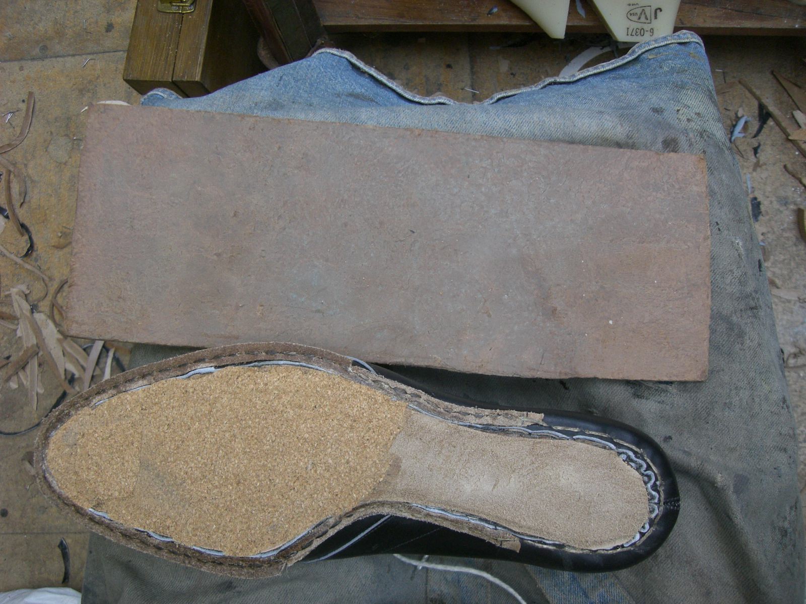 Bespoke Shoes Unlaced a shoemaker�s blog Cutting A Sole