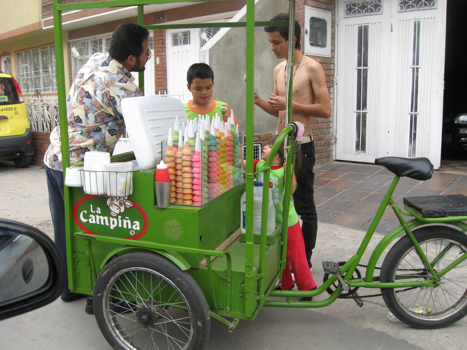 ALASKA VELO Street Vending on Wheels