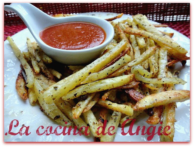 Patatas "fritas" Al Horno Con Ketchup
