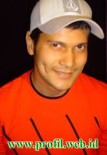 Profil Biodata Adam Jordan