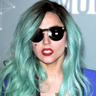 lady gaga pelo verde