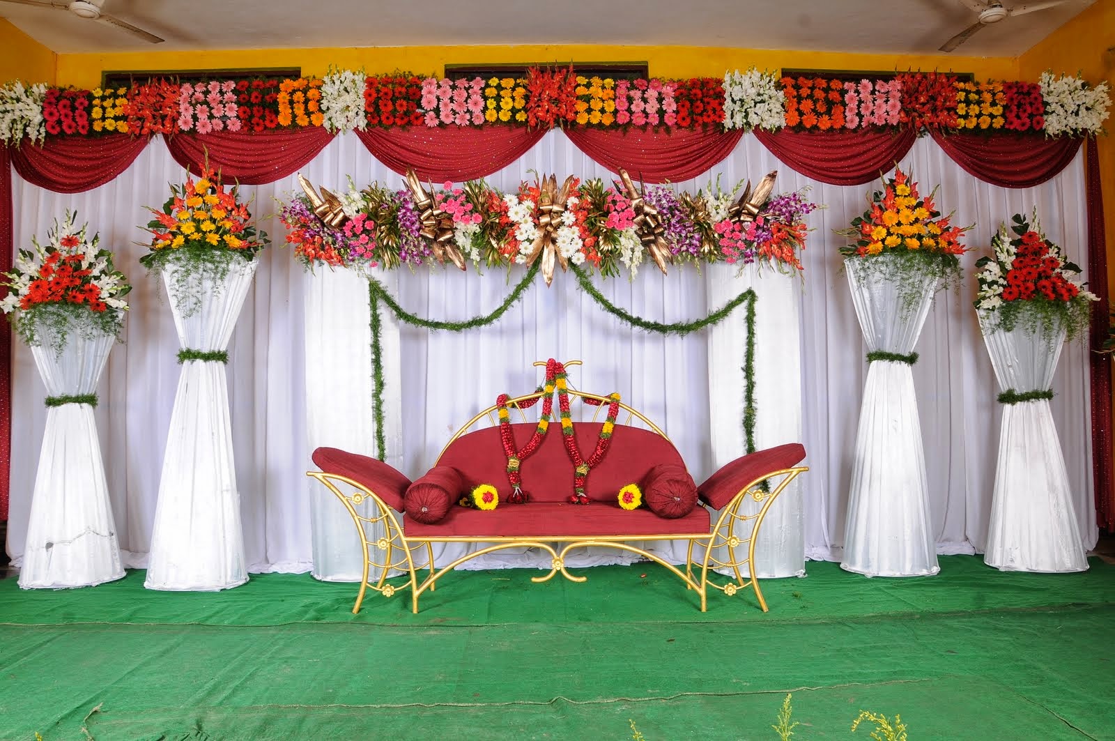 Latest Wedding Stages Decoration Designs Collection 2014 15 | Salaam ... Latest Wedding Stages Decoration Designs Collection 2014 15 | Salaam ...