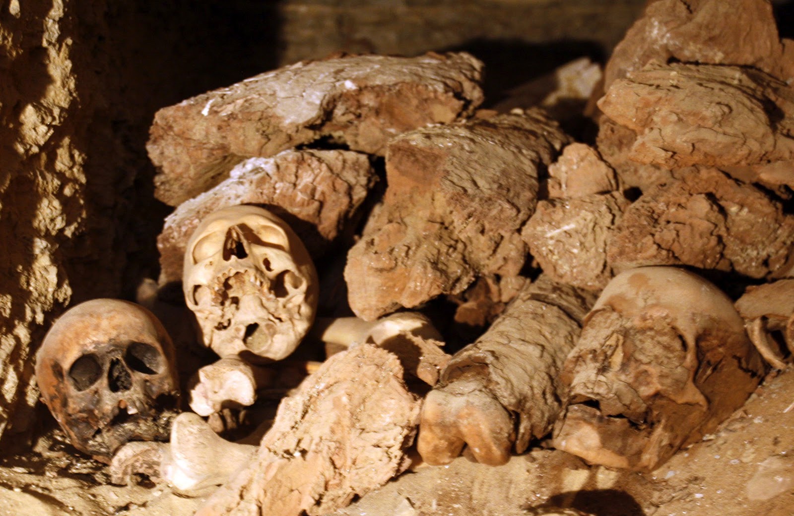 Feron Mummy Pic Egyptraveluxe Tours -Egypt day tours and Egypt Travel: Mummy Powder ...