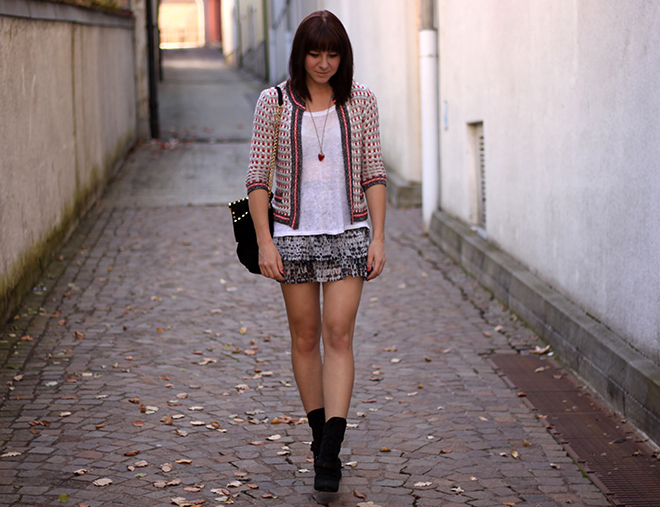 outfit-trend-fashionblogger-herbstoutfit-getthelook-isabelmarant-print-rock-handm-mango-samedelmann-boots- get the look isabael marant pour HM