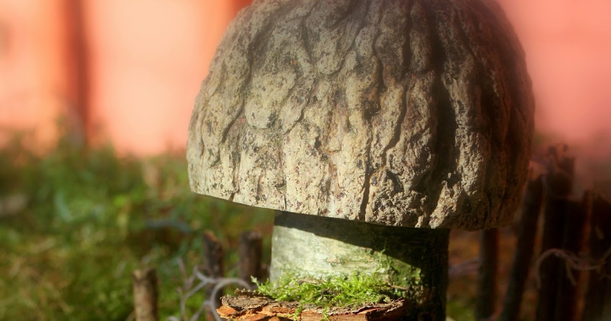 Daily Colours : Garden Gnome Homes