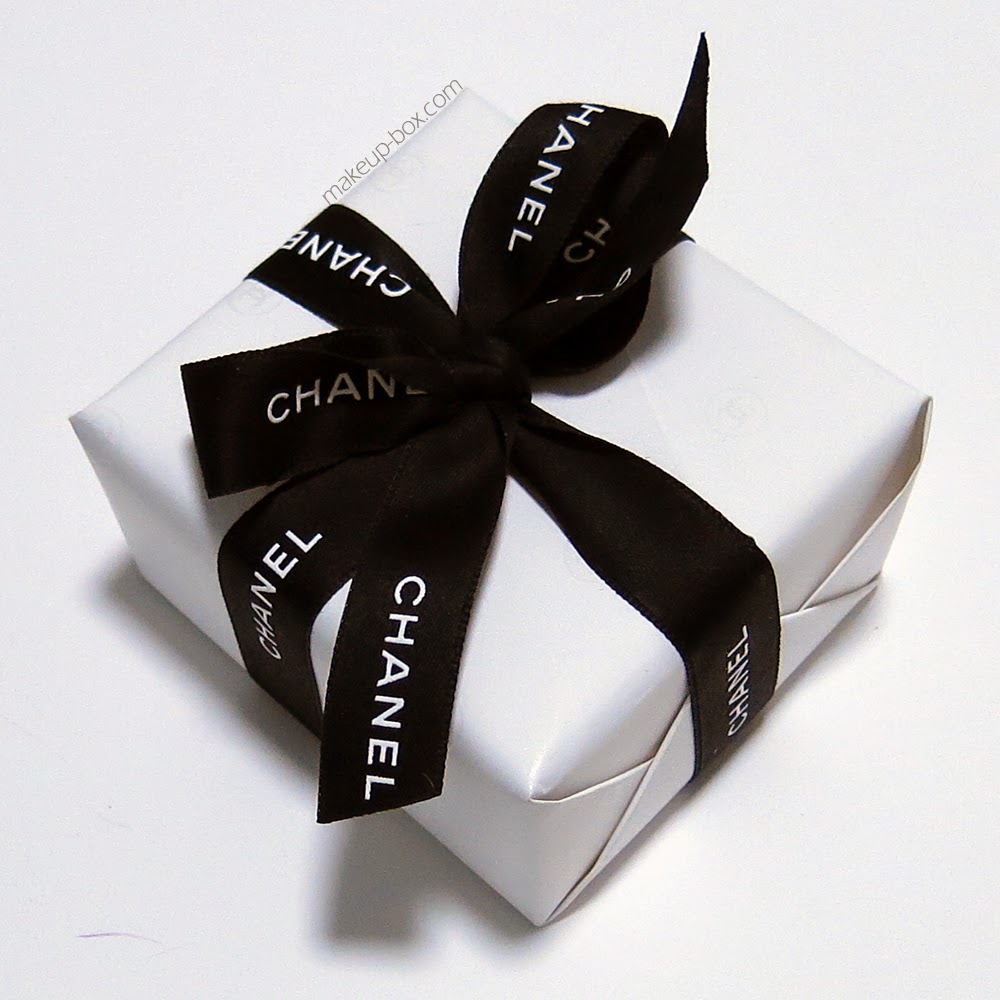 Chanel Gift Box and Ribbon  Gift box, Gifts, White gifts