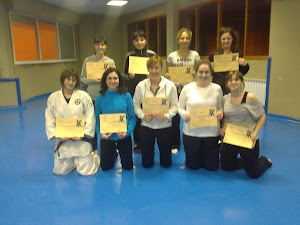 CURSO DEFENSA PERSONAL FEMENINA.28-01-2012 JUDO TERESIANAS