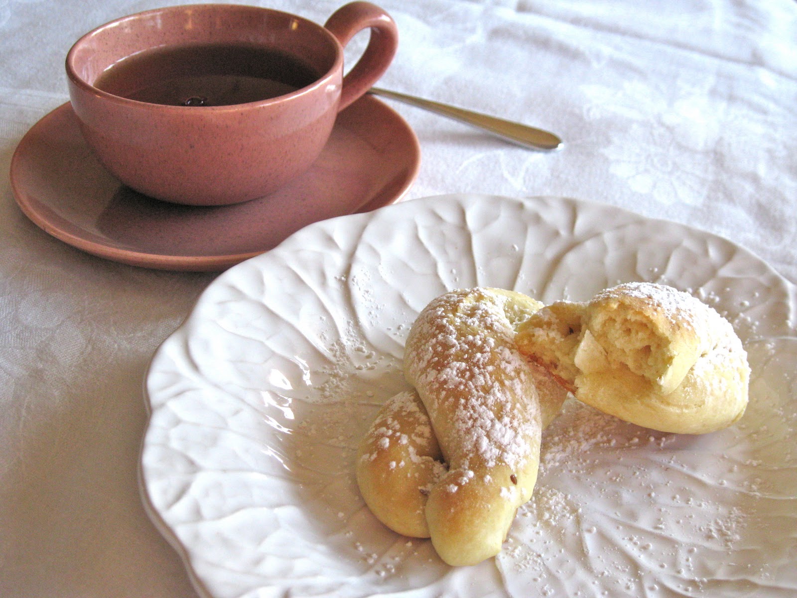 lebanese cookies with anise