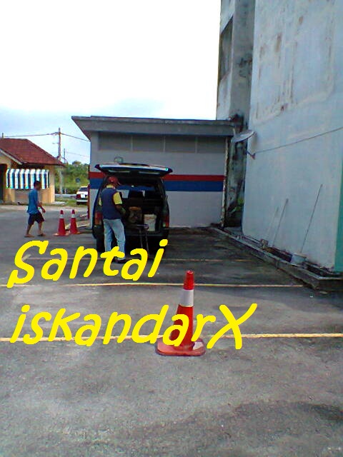 iskandarx.blogspot.com,santai,simpang empat,Simpang 4,Flat ijau,balik pulau,penang,Penurapan Tar Baru Di Flat Ijau 2