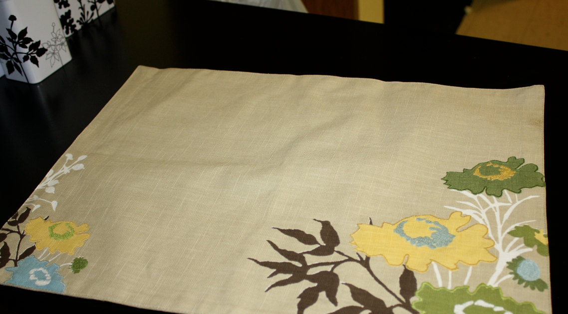 Caits Creates Placemat Pillow