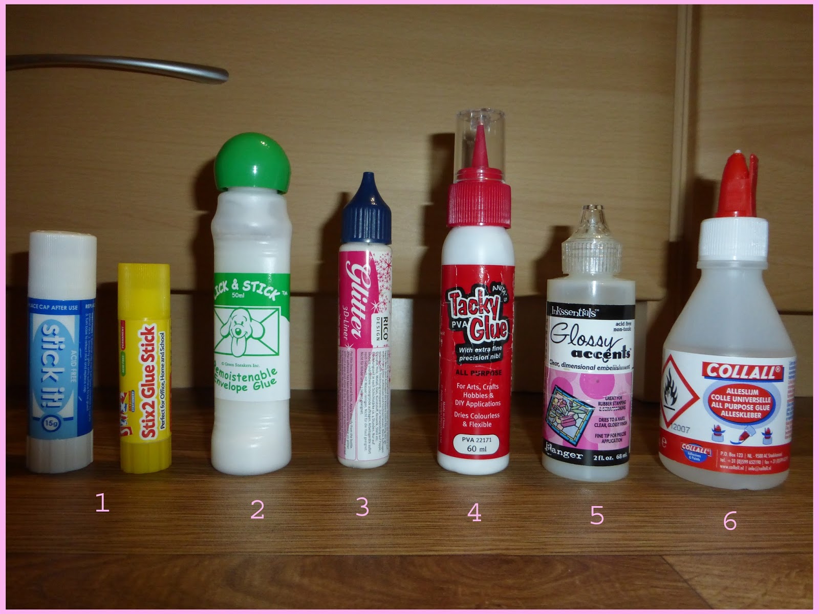 crafty lil mouse glue...