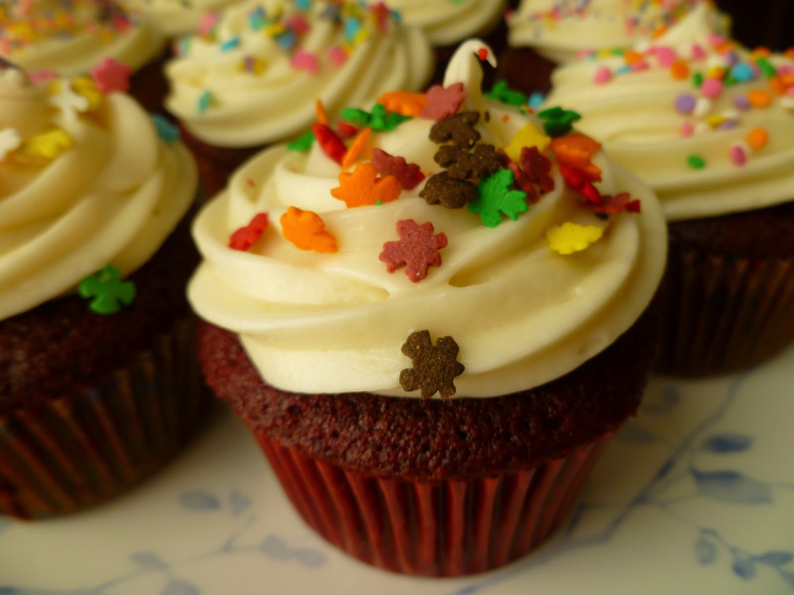 The Pastry Chef's Baking Copycat Sprinkles Red Velvet Cupcakes