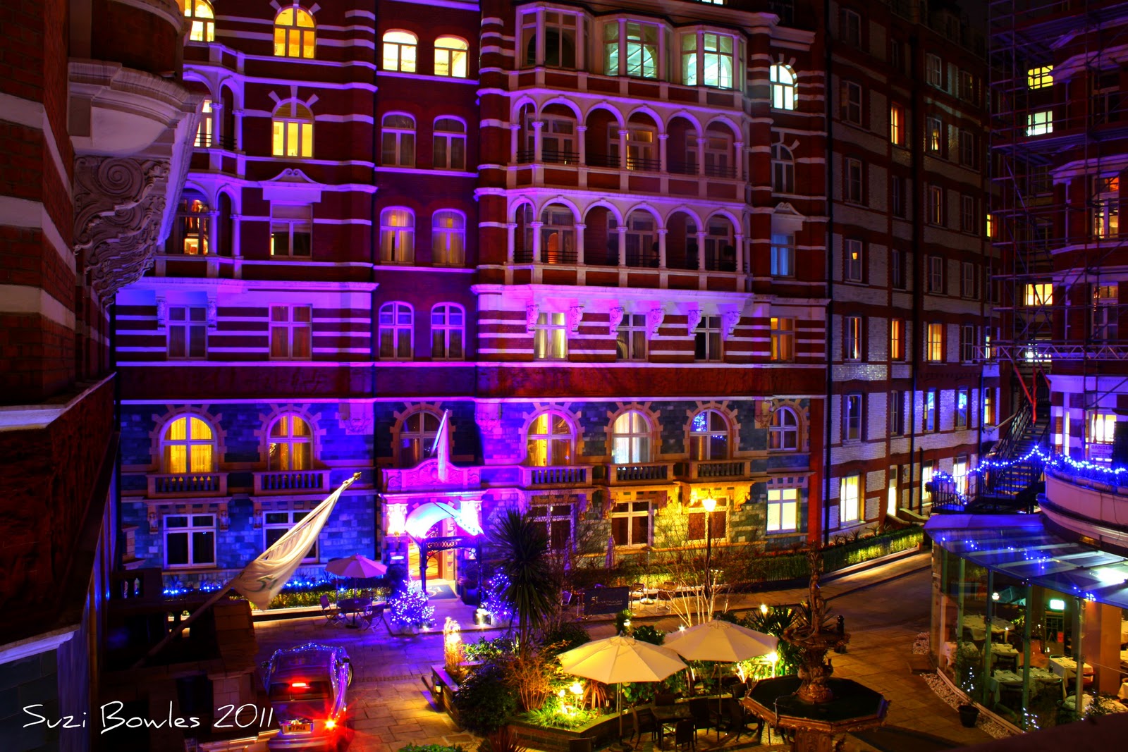 Two and a half travellers Review Crowne Plaza St James