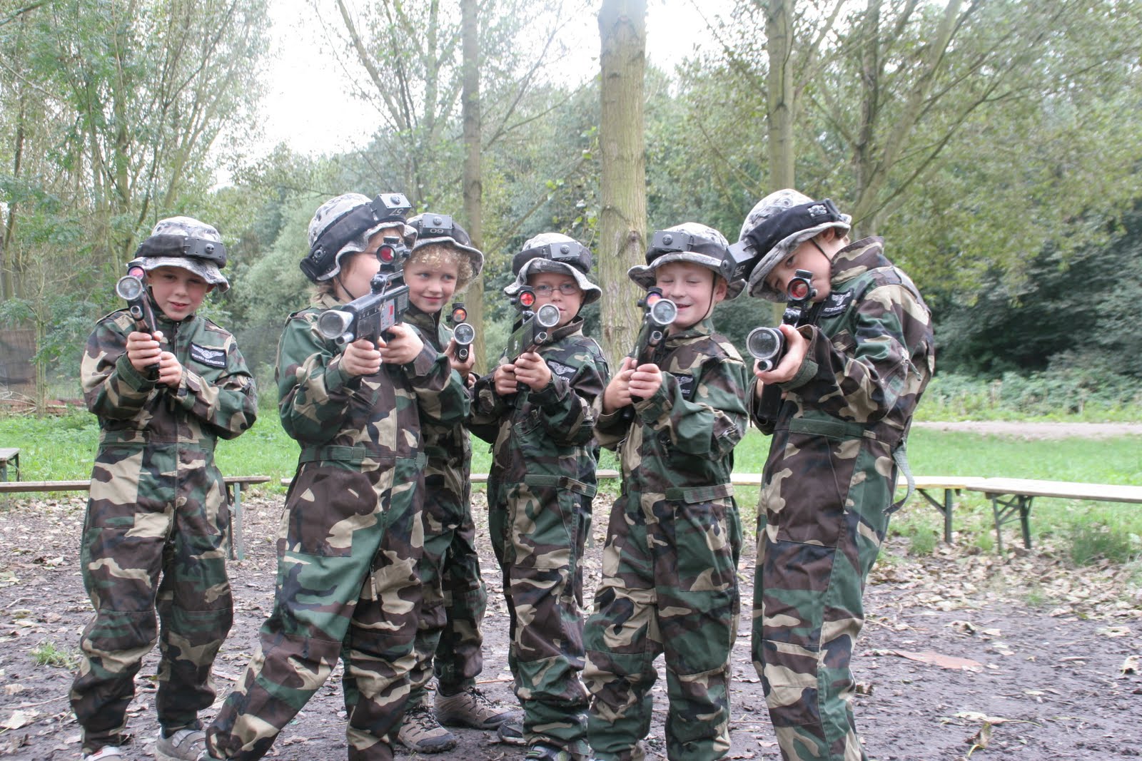 Nederbugs Built not Bought PaintBall Jungle Amsterdam