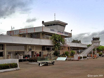 tacloban airport 2009