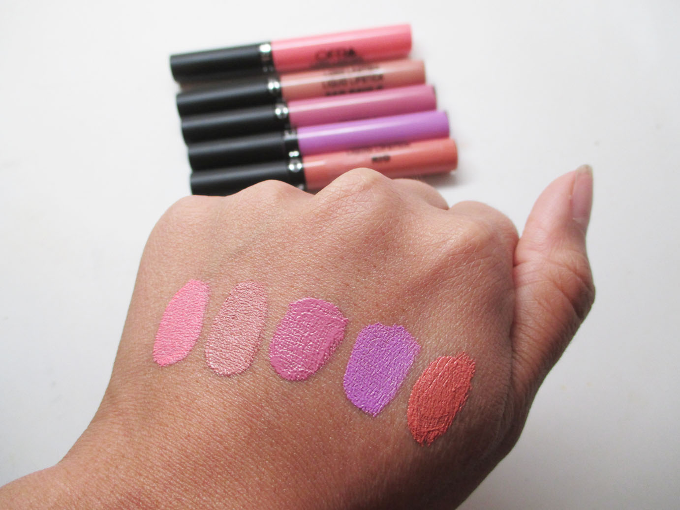 Ofra debuted 5 new spring shades a couple of weeks ago of their popular lon...