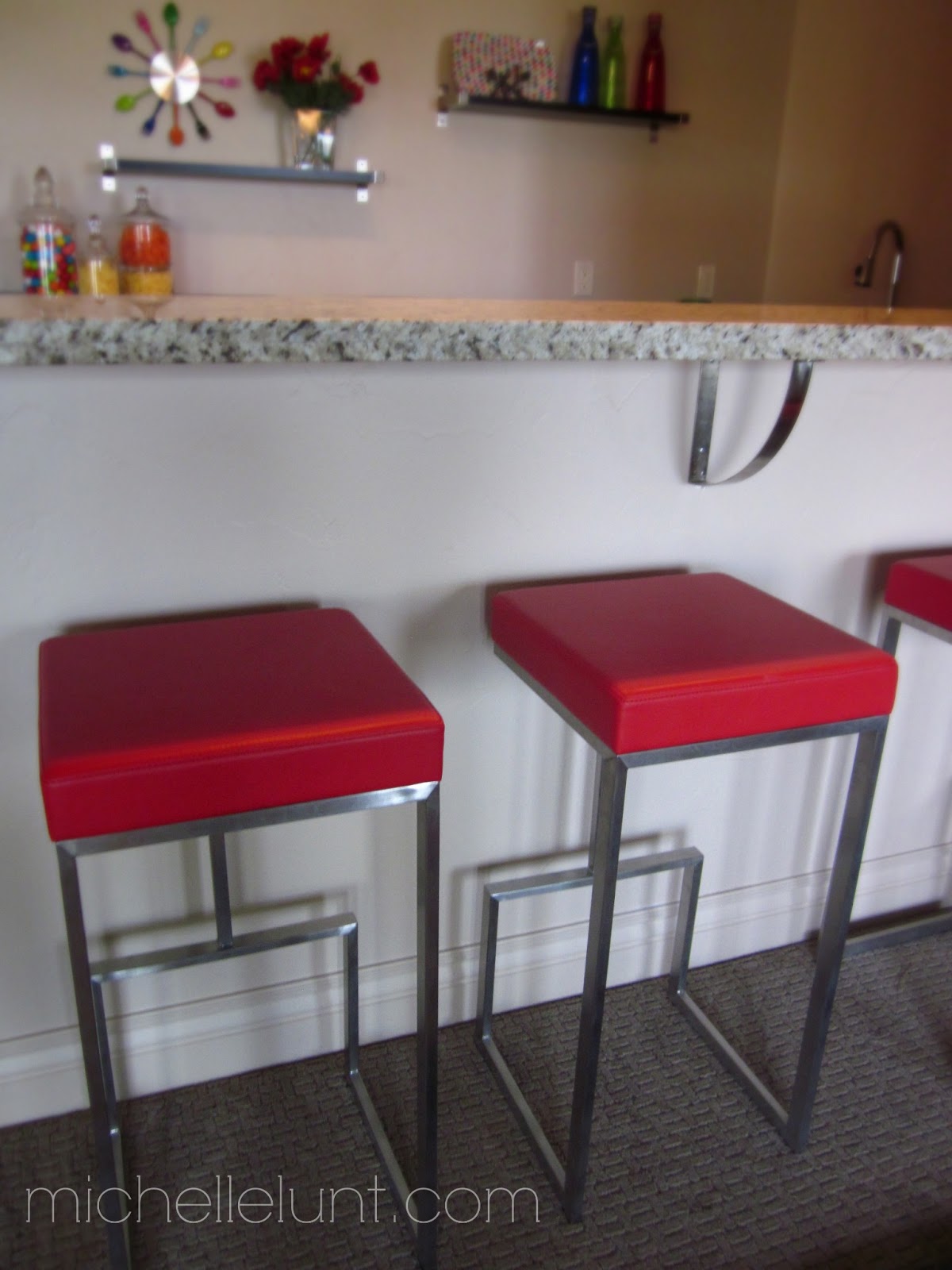 Honey I'm Home A Colorful & Contemporary Family Room