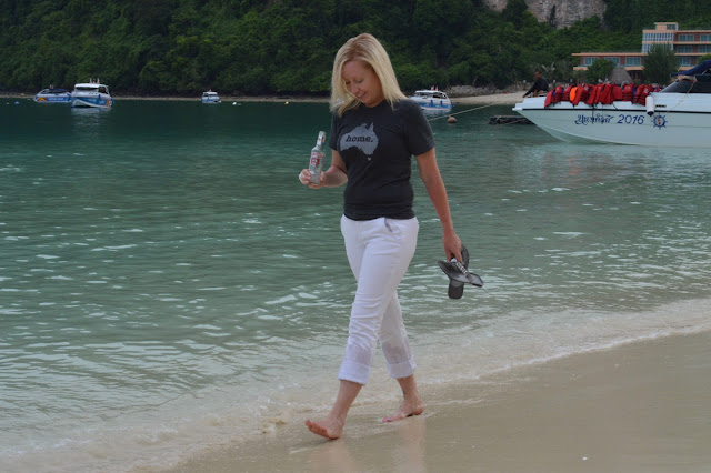 Sydney Fashion Hunter - The Wednesday Pants #51 Peaceful Phi Phi