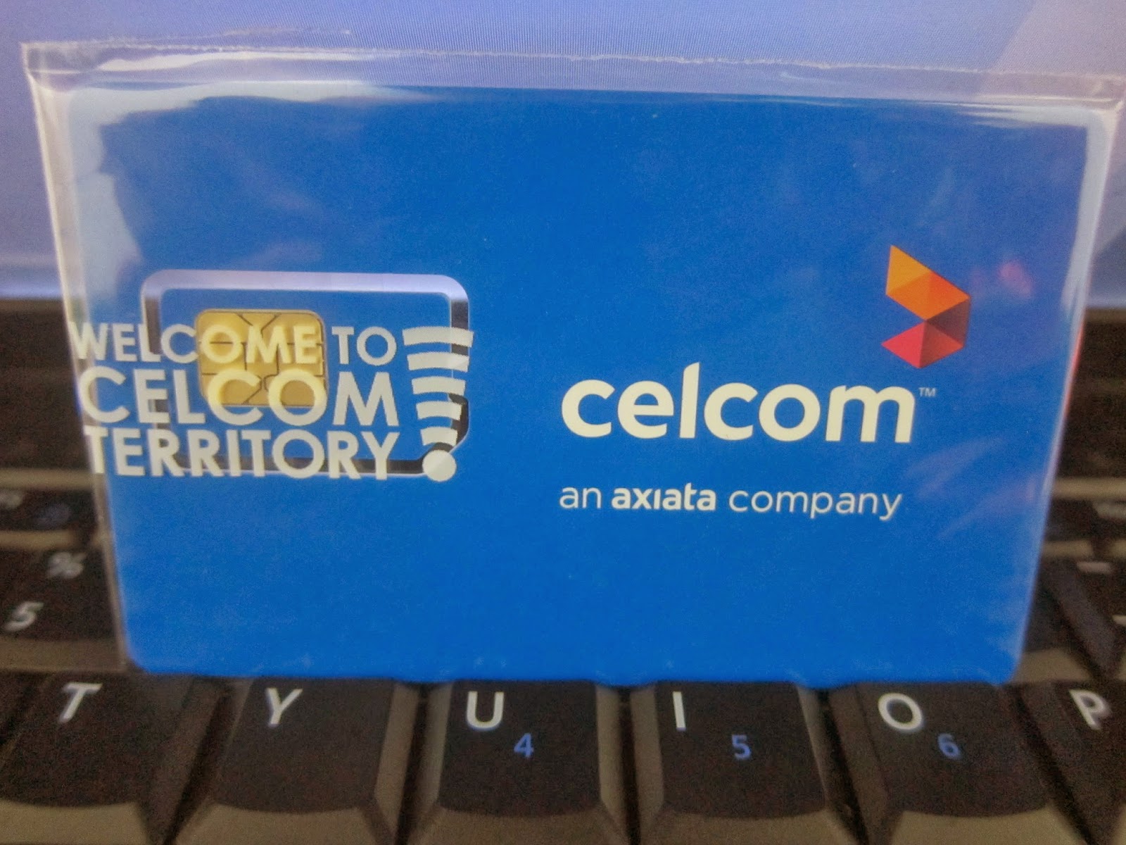 Celcom customer service number 24 hours