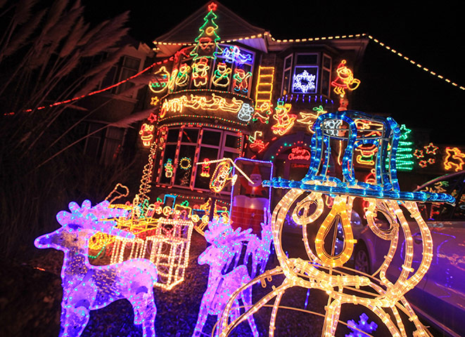 cool christmas lights from around the world cool things cool christmas lights from around the world cool things
