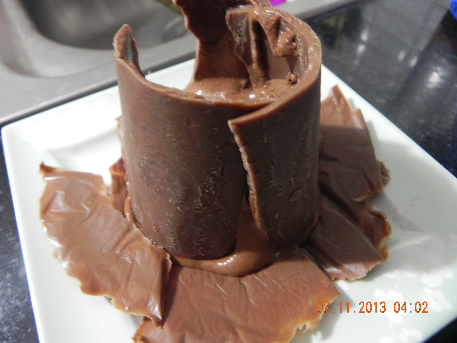 Rukiye�nin Günlüğü Çİkolatalı Mousse&hellip;Çİkolata fincanında))