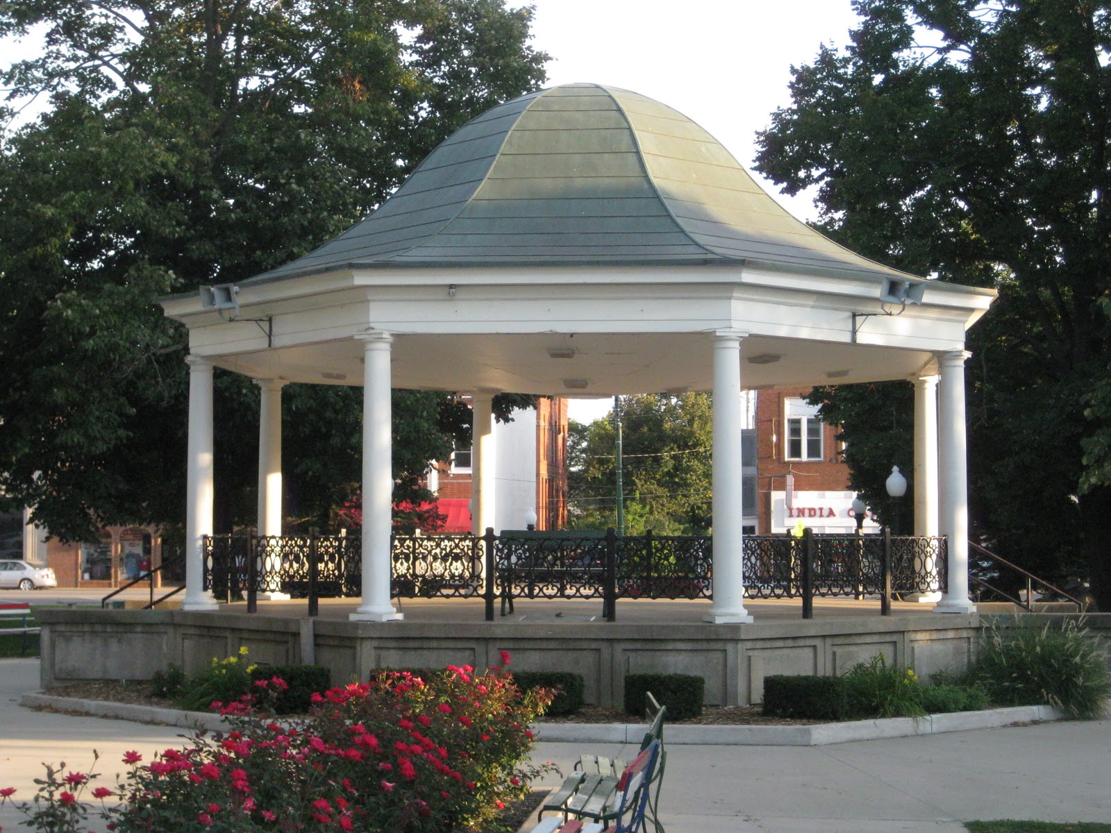 Seeing All Sides Good 'Ole Fairfield