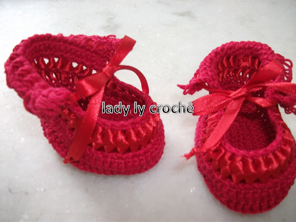 sapatinho de croche vermelho passo a passo
