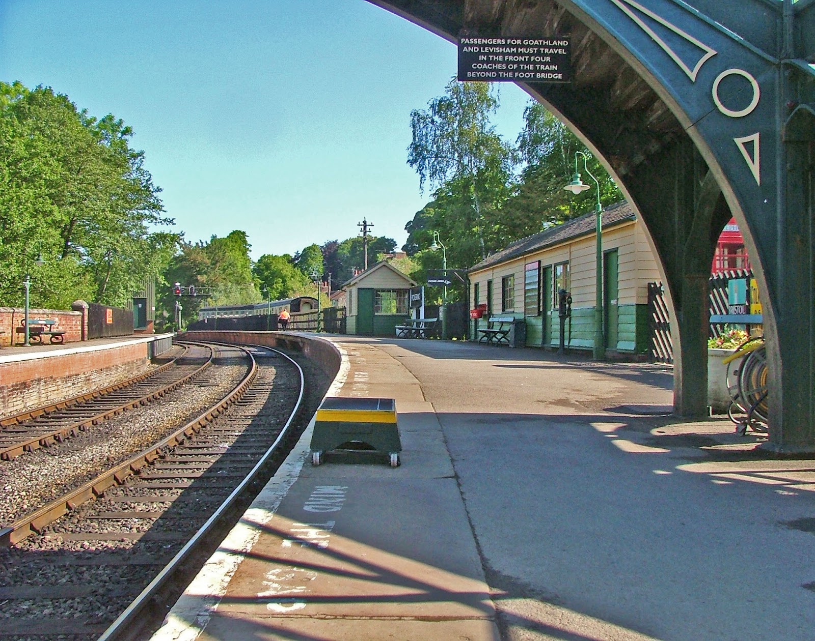 IMAGECAPTURER. PICKERING RAILWAY STATION.