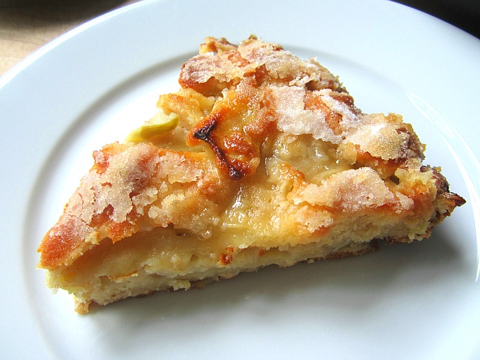 YUM Autumn Apple Yogurt Cake