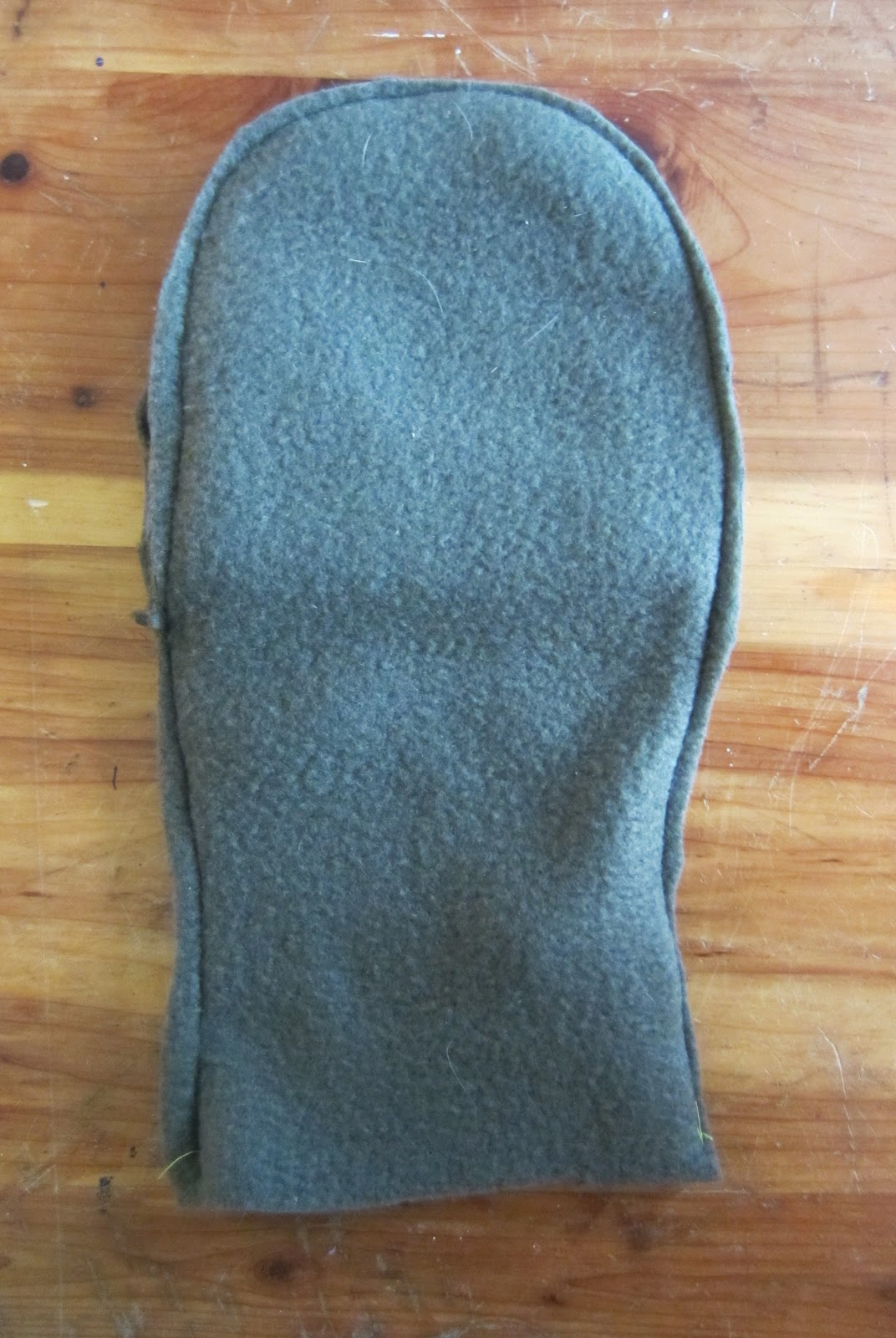 Found Beauty Studio Super Simple Fleece Mitten Tutorial
