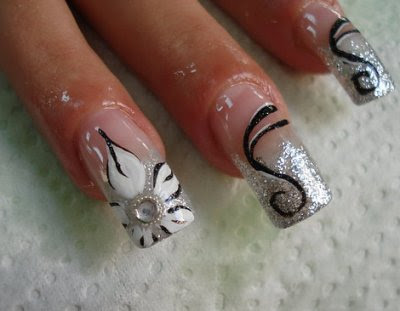 Flower Design Nail Art, White and Silver Nail Art. Email ThisBlogThis!