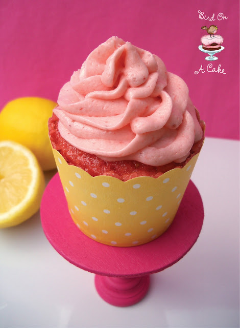 Strawberry Lemonade Cupcakes