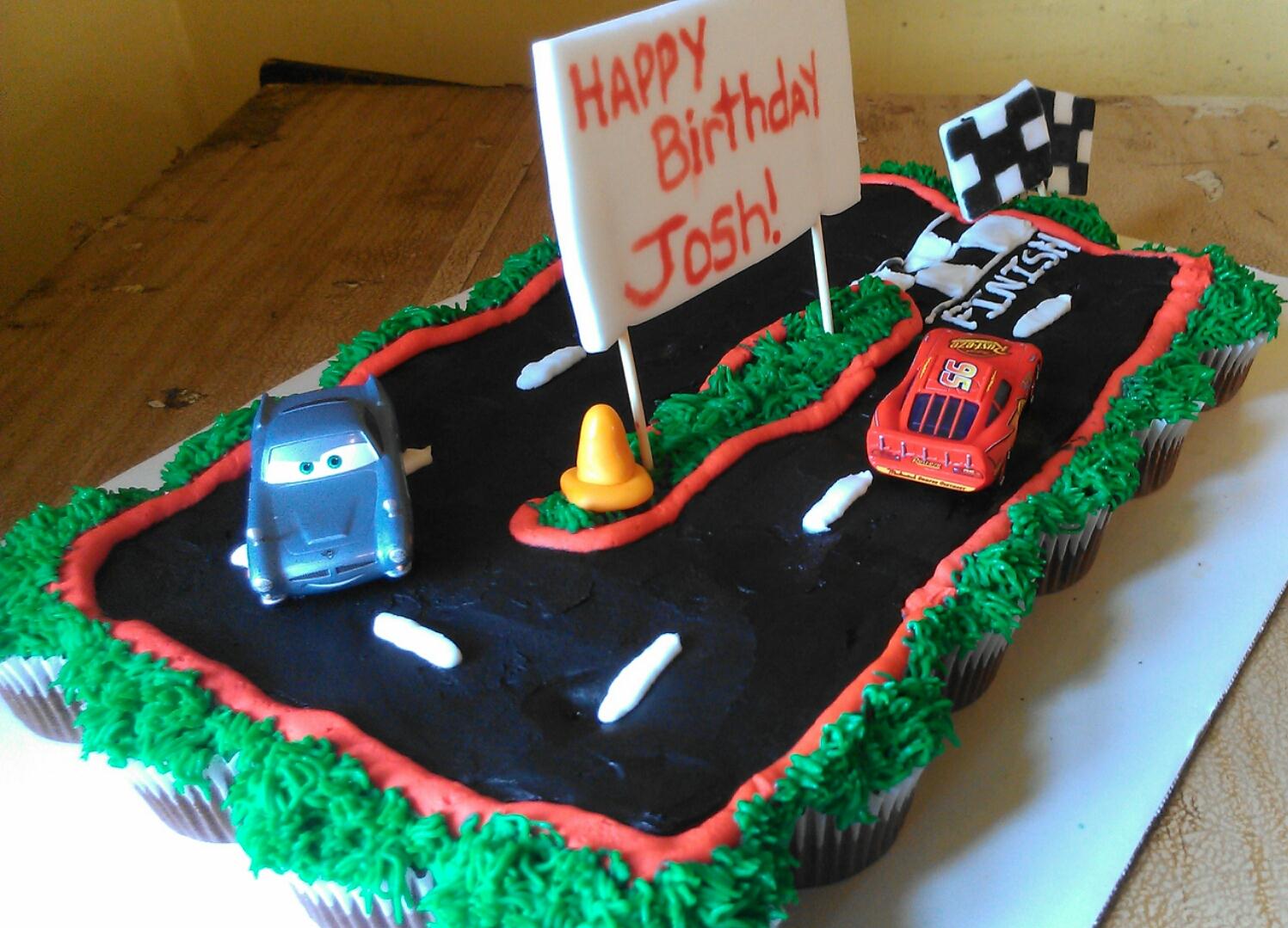 tabby tasty pastry s disney cars racetrack cupcakes cake