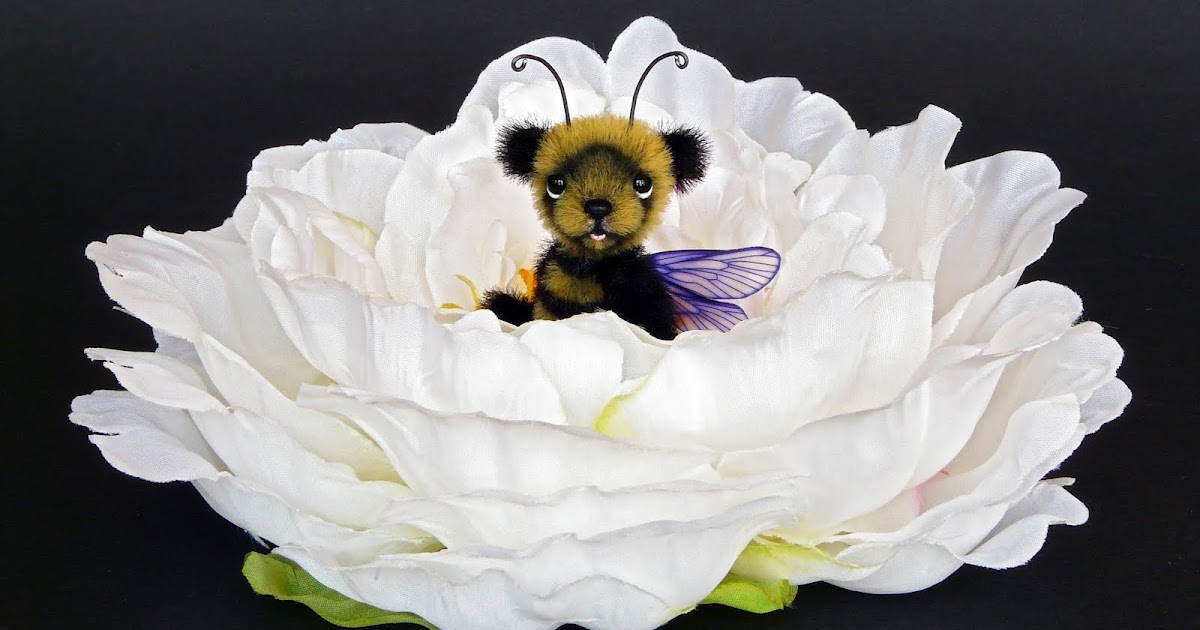 Teddy Valley Bears Miniature Bumble Bee Bear